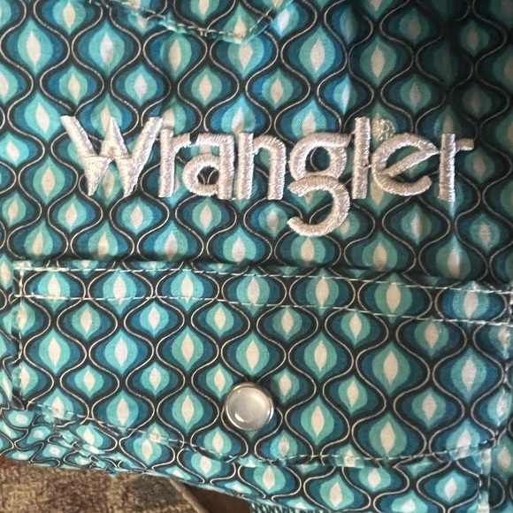Wrangler Boys Large Snap Front Shirt - Picture 5 of 6